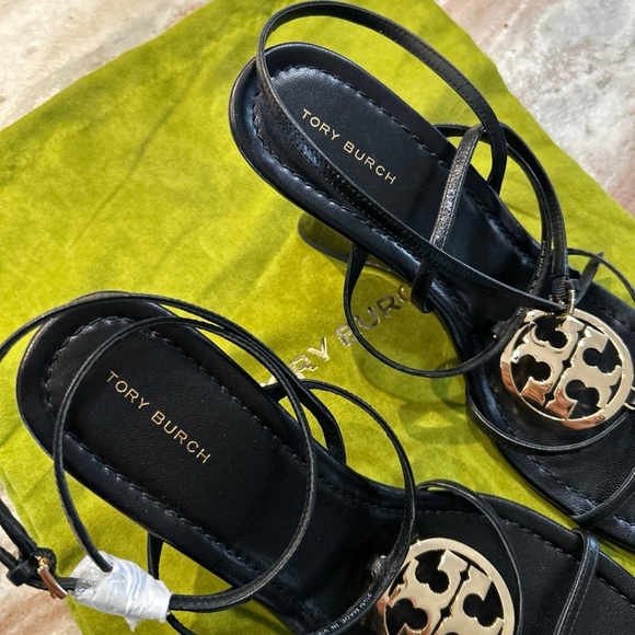 NWOB ~ TORY BURCH MILLER WEDGE sz 9.5 - Picture 10 of 10